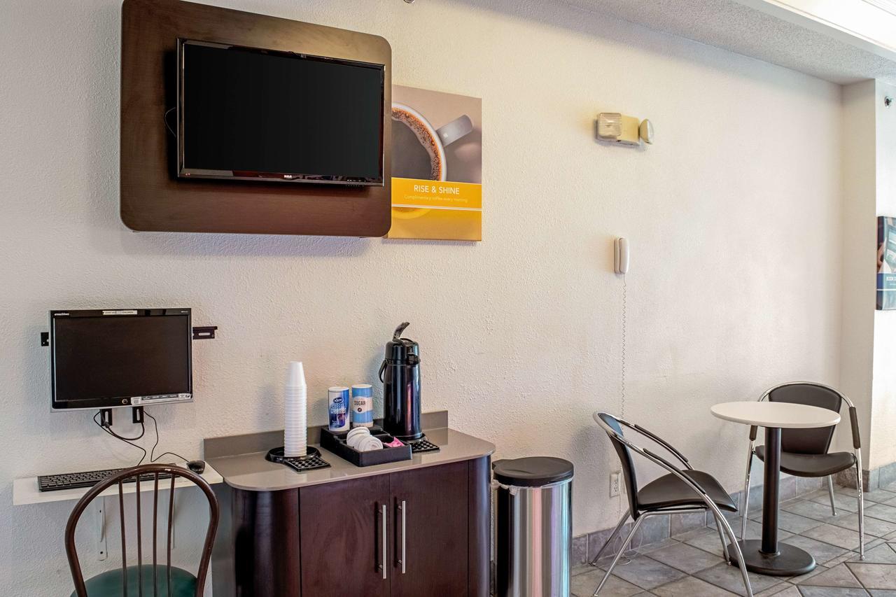 Motel 6-Seymour, In - North Exterior photo